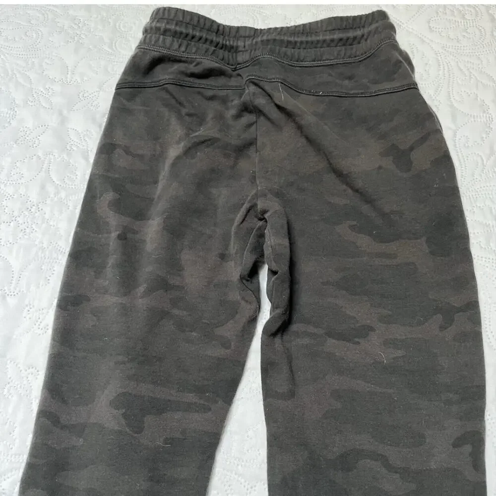 GapFit Athletic Style Pants Size L / 10